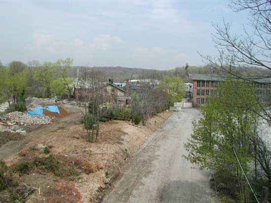 Ap2.jpg (7046 bytes)