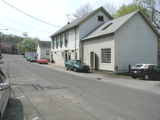 a&p.JPG (13724 bytes)