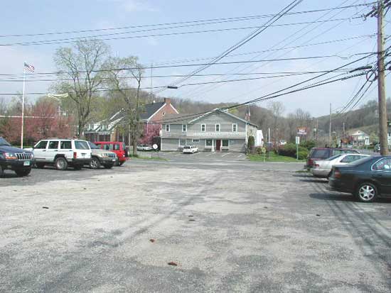 Ap2.jpg (7046 bytes)