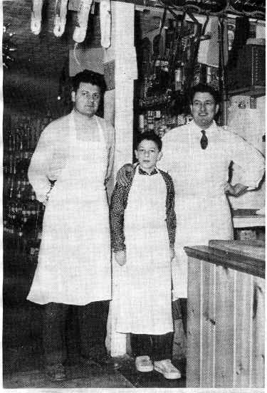 gtwnmrkt.JPG (771024 bytes)